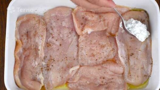 Zapekané kuracie rezne so syrom a smotanou