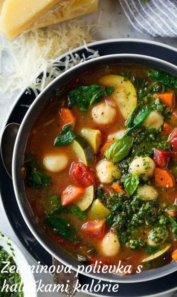 Zeleninova polievka s haluškami kalórie
