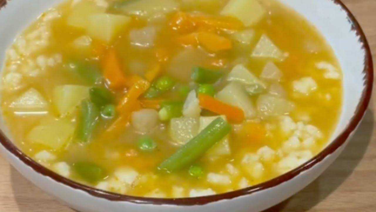 Jemná zeleninová polievka